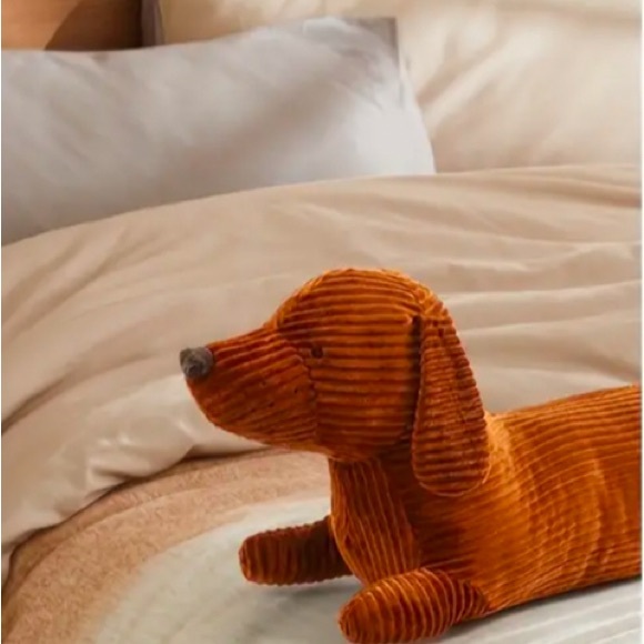 47” Long Dachshund Hug Body Pillow Ultra-Plush Stuffed Animal Dog Home Decor NEW - Picture 6 of 10